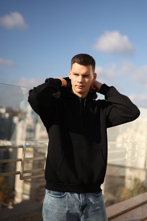 ЙО — ВОНА МОДНА (ХУДІ)